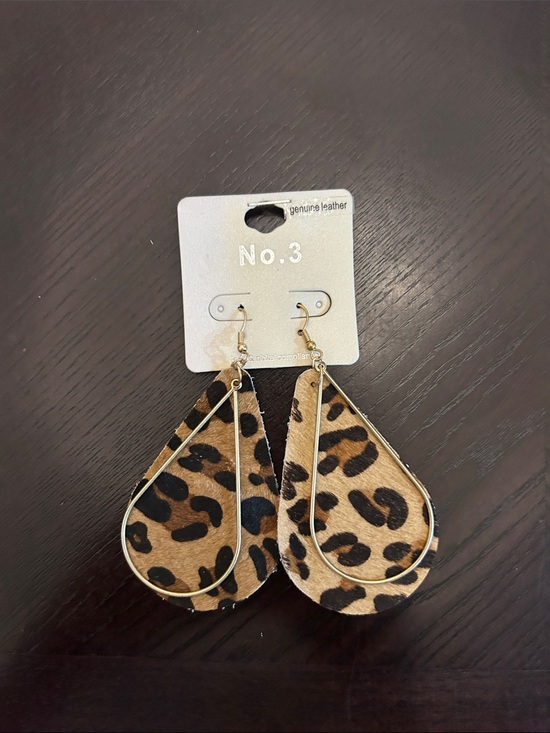 Jewelry - Leopard Print Teardrop Earrings in Brown